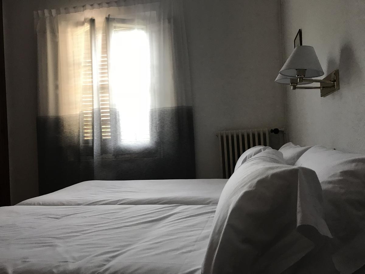 Hostal De La Gloria Viladrau Eksteriør bilde