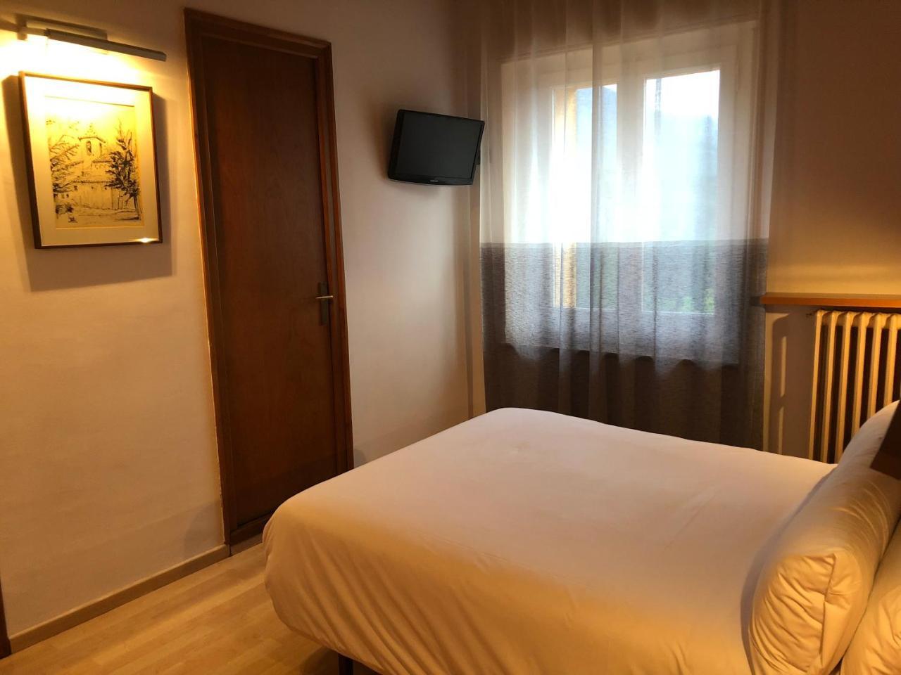 Hostal De La Gloria Viladrau Eksteriør bilde