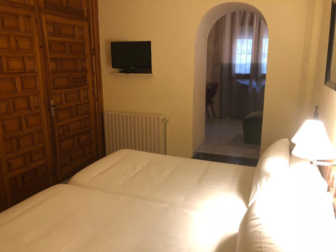 Hostal De La Gloria Viladrau Eksteriør bilde