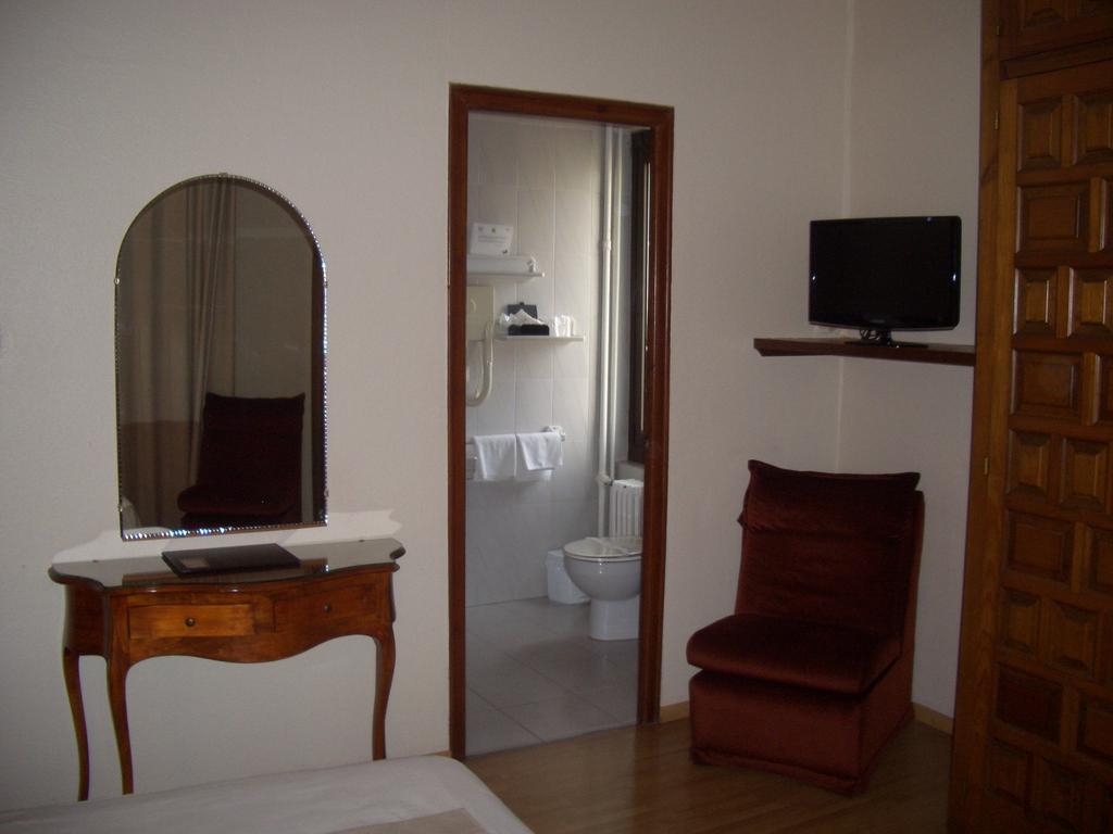 Hostal De La Gloria Viladrau Eksteriør bilde